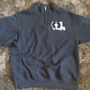 Warm and cozy sweat shirt!